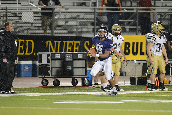 Angleton Wildcats vs. Nederland Bulldogs football game 09-14-12