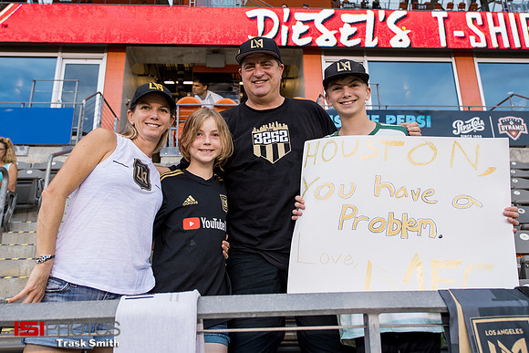 LAFC fans