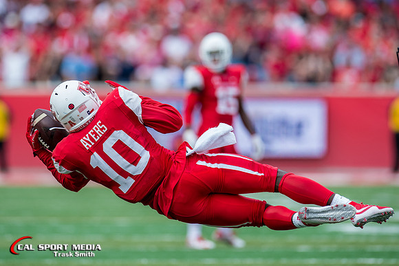 NCAA Football 2015: Navy Midshipmen vs Houston Cougars NOV 27