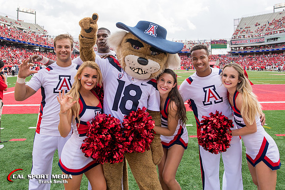 NCAA Football 2018: Arizona vs Houston SEP 08