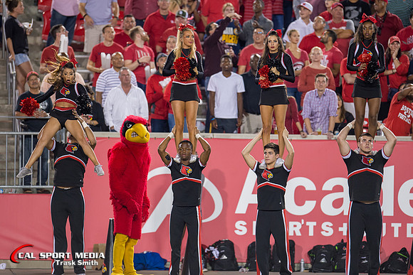NCAA Football 2016: Louisville vs Houston NOV 17