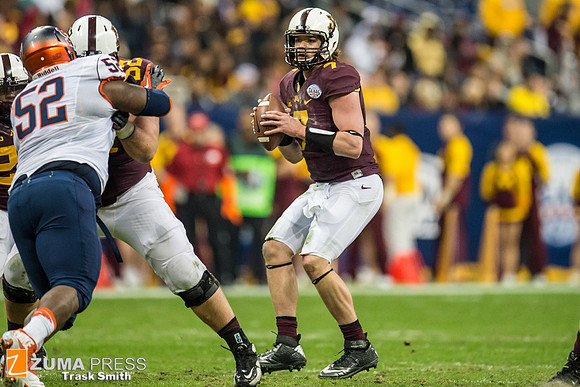 NCAA football 2013 - Texas Bowl: Minnesota vs Syracuse