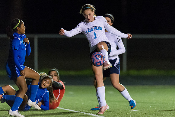 Soccer 2015 - Brazoswood vs Dickinson