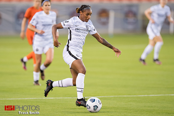 Crystal Dunn