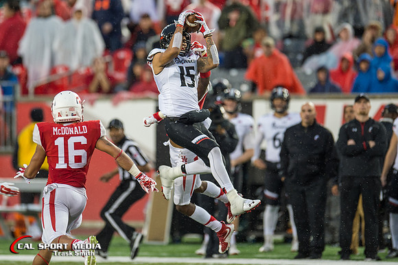 NCAA Football 2015: Cincinnati Bearcats vs Houston Cougars NOV 07