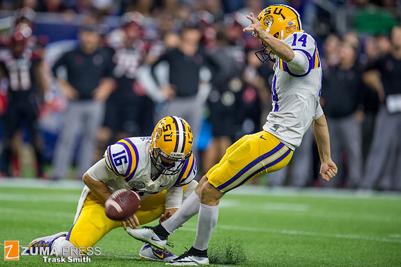 NCAA football 2015 - LSU Tigers defeat the Texas Tech Red Raiders 56-27