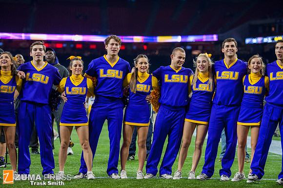NCAA football 2015 - LSU Tigers defeat the Texas Tech Red Raiders 56-27