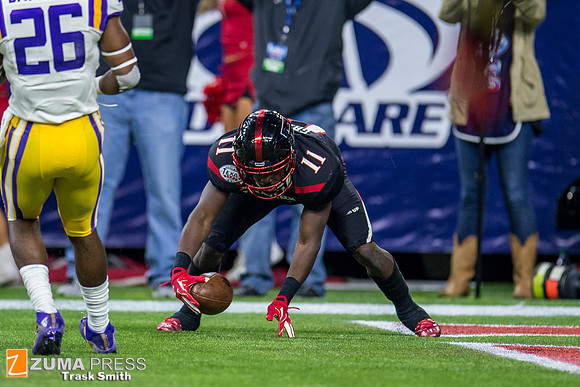 NCAA football 2015 - LSU Tigers defeat the Texas Tech Red Raiders 56-27