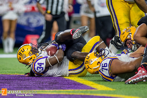 NCAA football 2015 - LSU Tigers defeat the Texas Tech Red Raiders 56-27