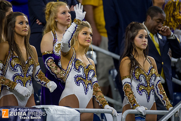 NCAA football 2015 - LSU Tigers defeat the Texas Tech Red Raiders 56-27