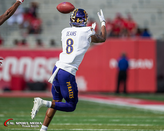 NCAA Football 2017: East Carolina vs Houston NOV 04