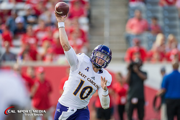 NCAA Football 2017: East Carolina vs Houston NOV 04