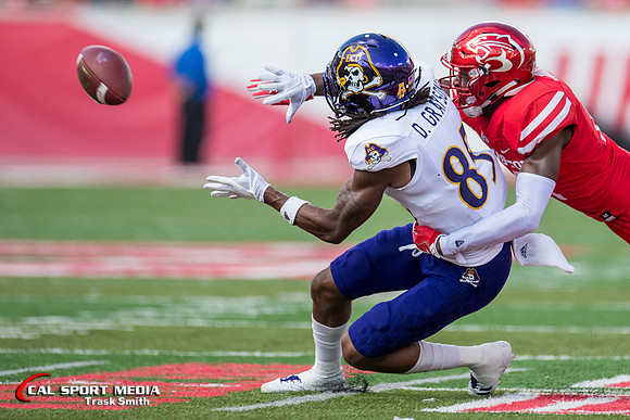 NCAA Football 2017: East Carolina vs Houston NOV 04