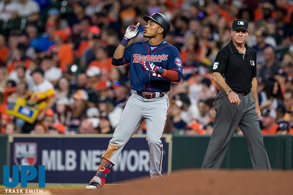 MLB TWINS ASTROS