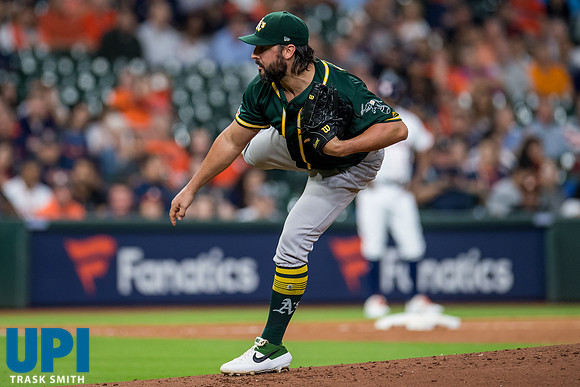 MLB ATHLETICS ASTROS