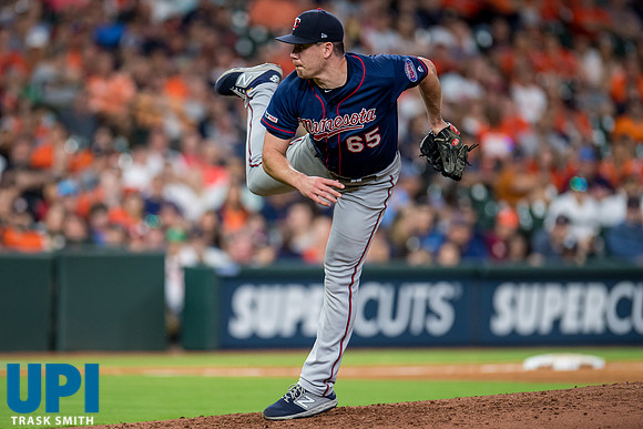 MLB TWINS ASTROS