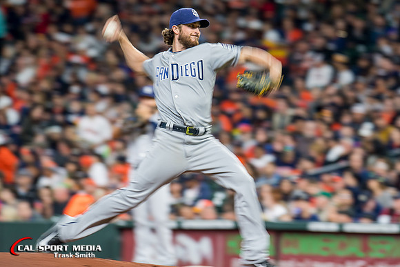 MLB 2018: Padres vs Astros APR 07