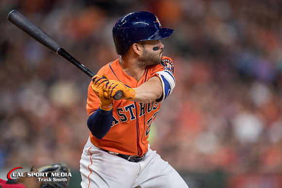 MLB 2017: Angels vs Astros JUN 09