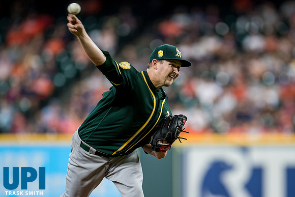 MLB ATHLETICS ASTROS