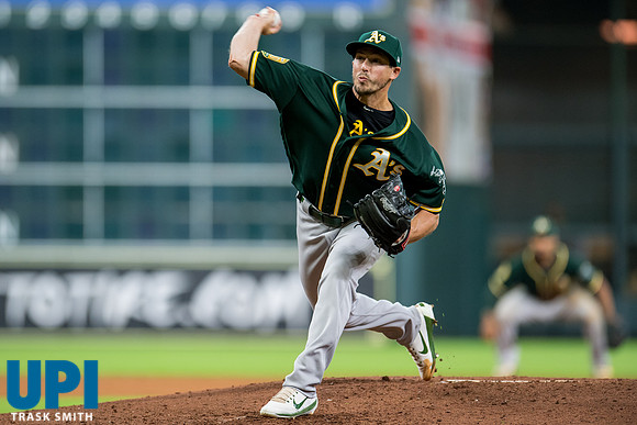 MLB ATHLETICS ASTROS