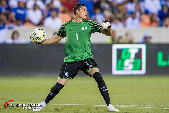 Soccer 2018: Honduras vs El Salvador JUN 2