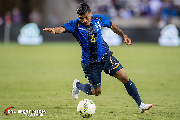 Soccer 2018: Honduras vs El Salvador JUN 2