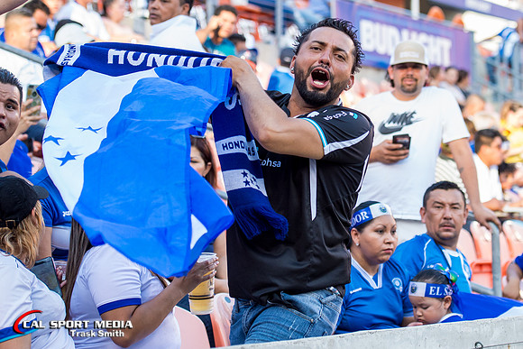 Soccer 2018: Honduras vs El Salvador JUN 2