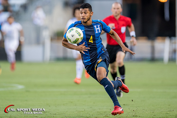 Soccer 2018: Honduras vs El Salvador JUN 2