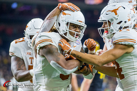 NCAA Football 2017: Texas Bowl - Texas vs Missouri DEC 27