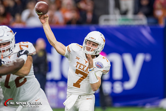 NCAA Football 2017: Texas Bowl - Texas vs Missouri DEC 27