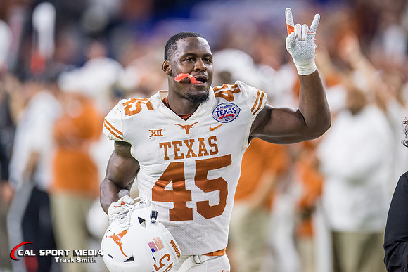 NCAA Football 2017: Texas Bowl - Texas vs Missouri DEC 27