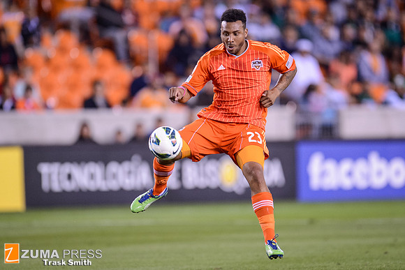 Soccer 2013 - The Houston Dynamo defeat Santos Laguna 1-0