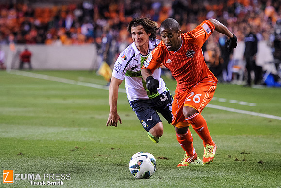 Soccer 2013 - The Houston Dynamo defeat Santos Laguna 1-0