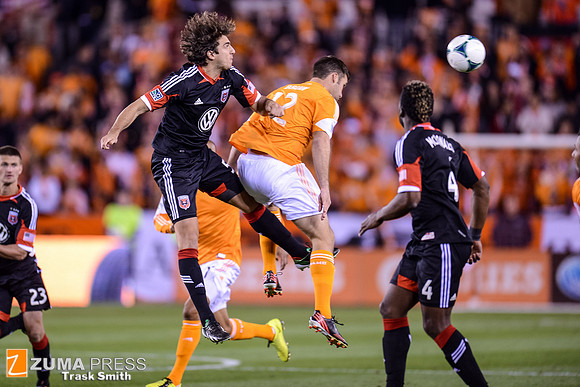MLS 2013 - The Houston Dynamo defeat DC United 2-0