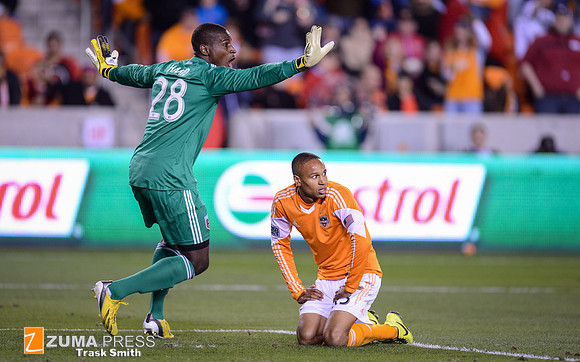 MLS 2013 - The Houston Dynamo defeat DC United 2-0