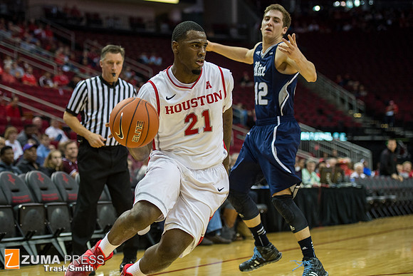 NCAA Basketball 2013 - University of Houston Cougars defeat the Rice Owls 54-52