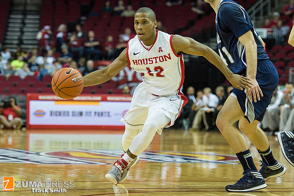 NCAA Basketball 2013 - University of Houston Cougars defeat the Rice Owls 54-52