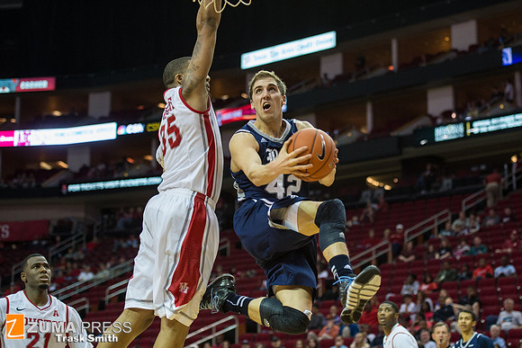 NCAA Basketball 2013 - University of Houston Cougars defeat the Rice Owls 54-52