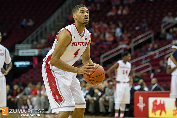 NCAA Basketball 2013 - University of Houston Cougars defeat the Rice Owls 54-52