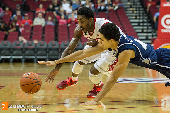 NCAA Basketball 2013 - University of Houston Cougars defeat the Rice Owls 54-52
