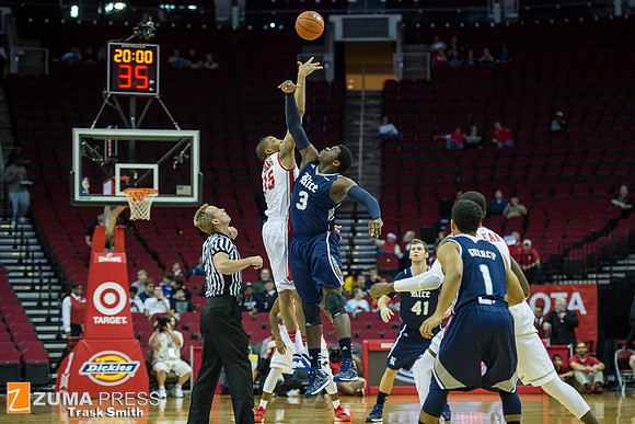 NCAA Basketball 2013 - University of Houston Cougars defeat the Rice Owls 54-52