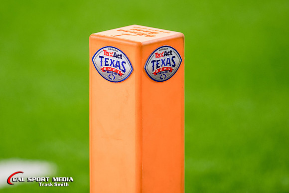 NCAA Football 2022: TaxAct Texas Bowl LSU vs Kansas State JAN 04