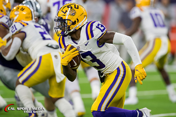NCAA Football 2022: TaxAct Texas Bowl LSU vs Kansas State JAN 04