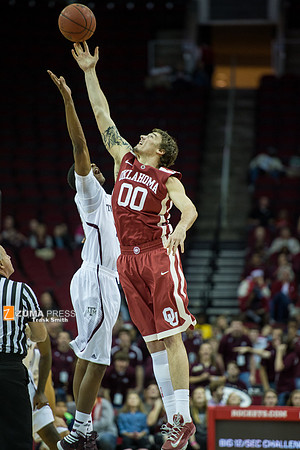 NCAA Basketball 2013 - the Oklahoma Sooners defeat the Texas A&M Aggies 64-52