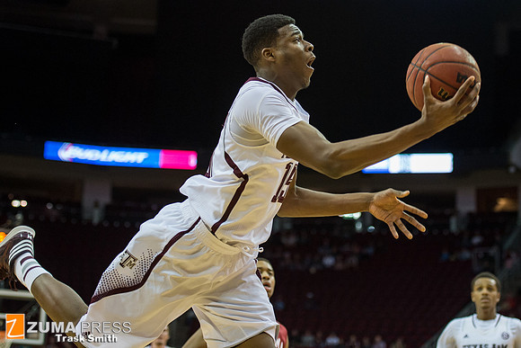 NCAA Basketball 2013 - the Oklahoma Sooners defeat the Texas A&M Aggies 64-52