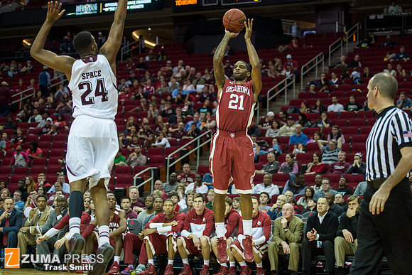 NCAA Basketball 2013 - the Oklahoma Sooners defeat the Texas A&M Aggies 64-52