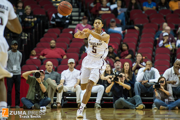 NCAA Basketball 2013 - the Oklahoma Sooners defeat the Texas A&M Aggies 64-52