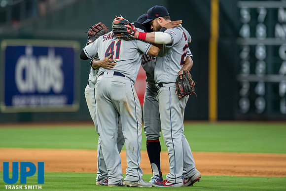 MLB INDIANS ASTROS