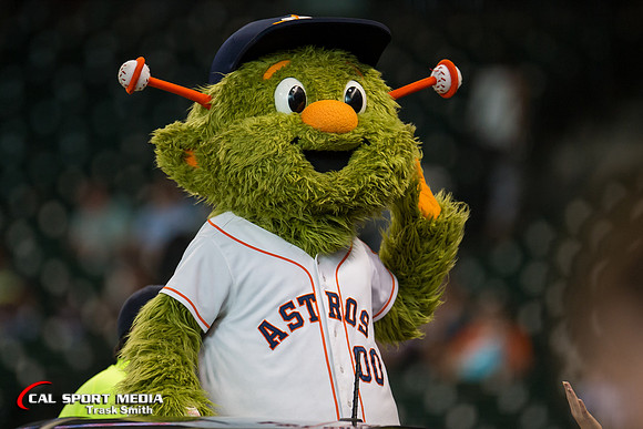 MLB 2015: Astros vs Rockies JUN 15