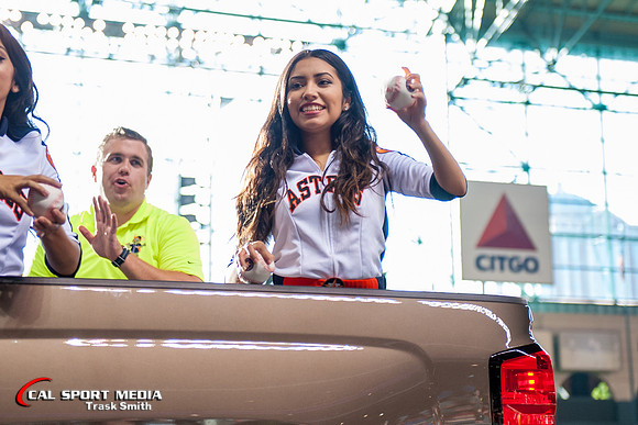 MLB 2015: Angels vs Astros JUL 28